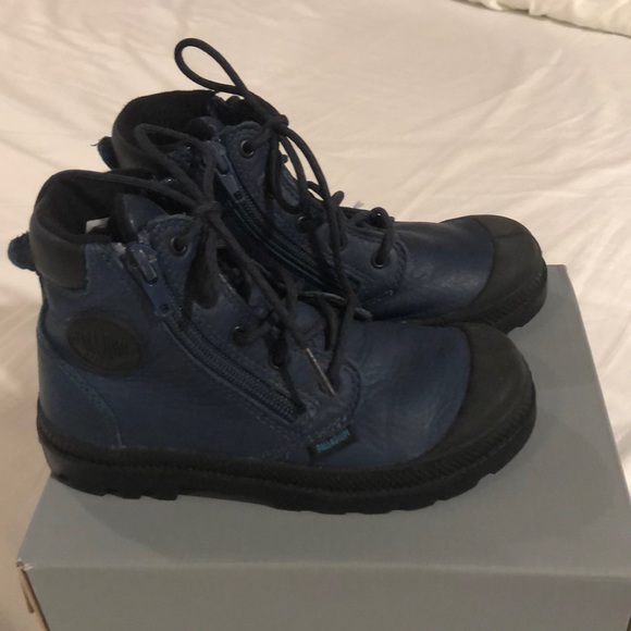 palladium zipper boots
